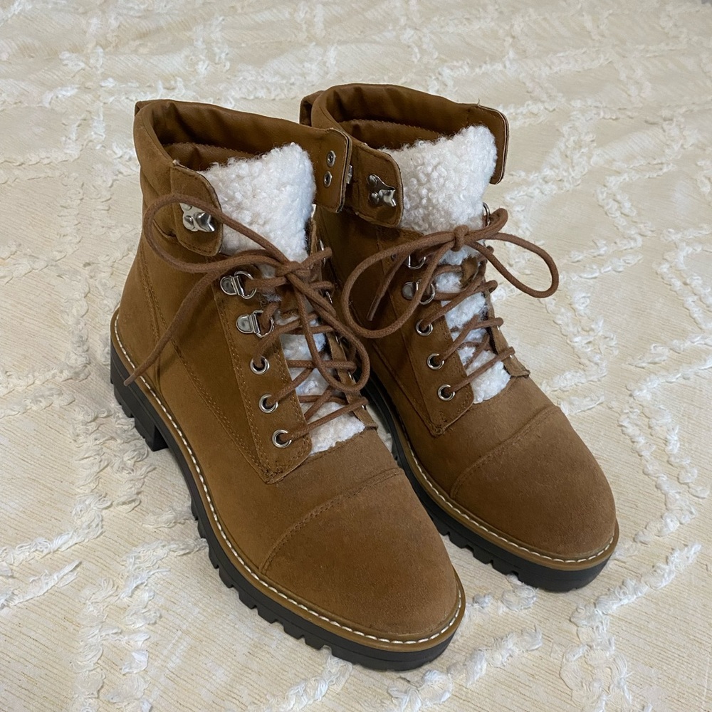Time and Tru boots